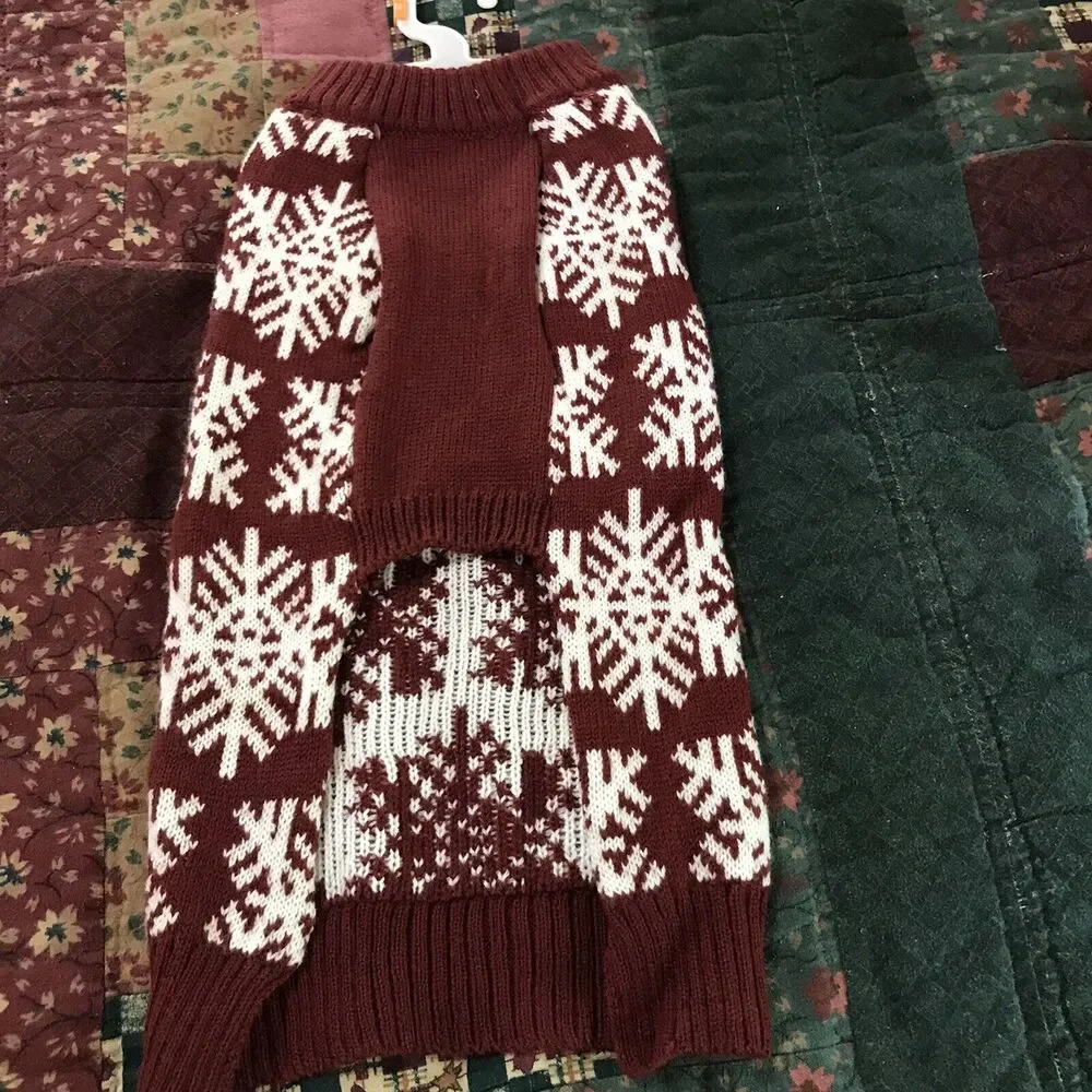 Cozy Pet Deluxe Dog Sweater Burgandy Snowflakes‎ M 14